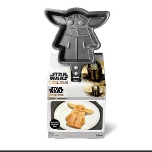Star Wars Mandalorian Pancake Mold Skillet NEW